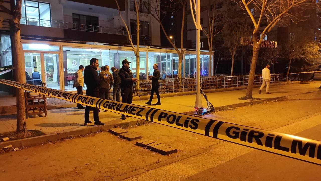 Yenişehir’de Silahlı Hesaplaşma: Sokak Ortasında Kurşun Yağdı!
