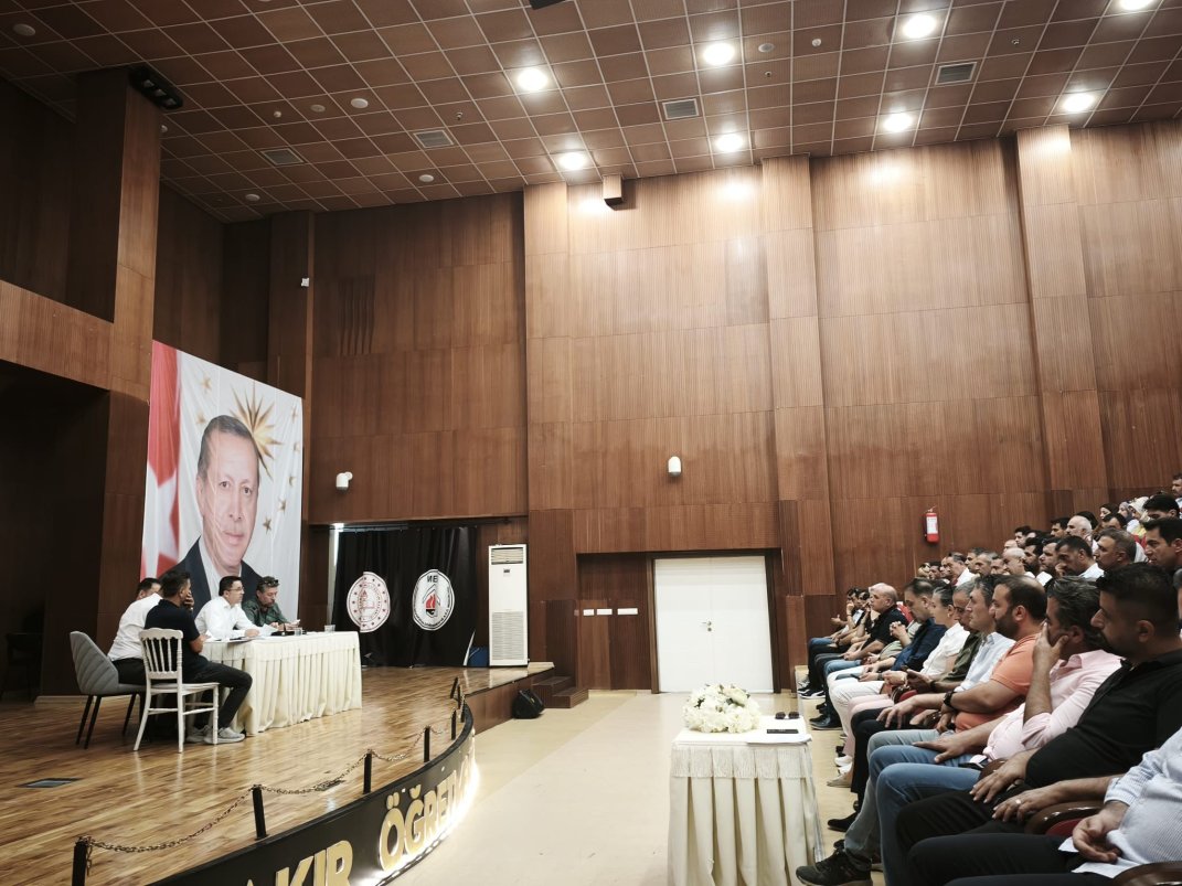 Sur’da Eğitimin Geleceği Planlandı: Stratejik Yıl Sonu Zirvesi Gerçekleşti